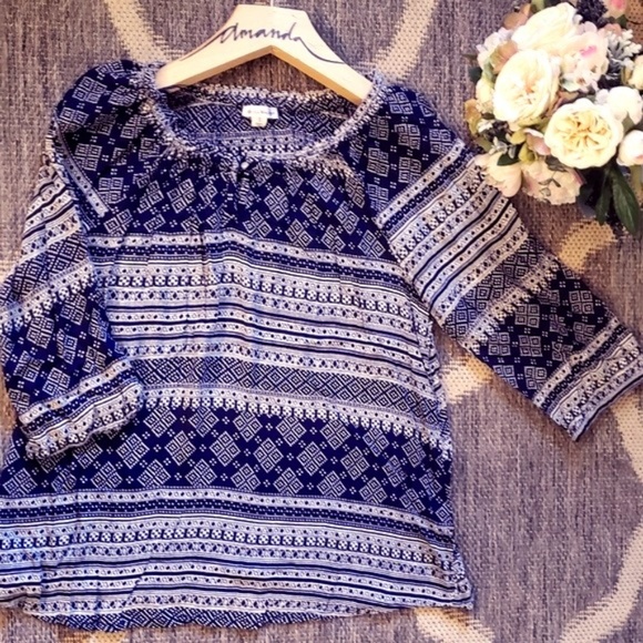 Rebecca Malone Tops - Rebecca Malone Navy White Bohemian Blouse